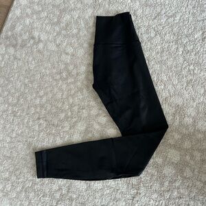 Lululemon wunder under *foil*